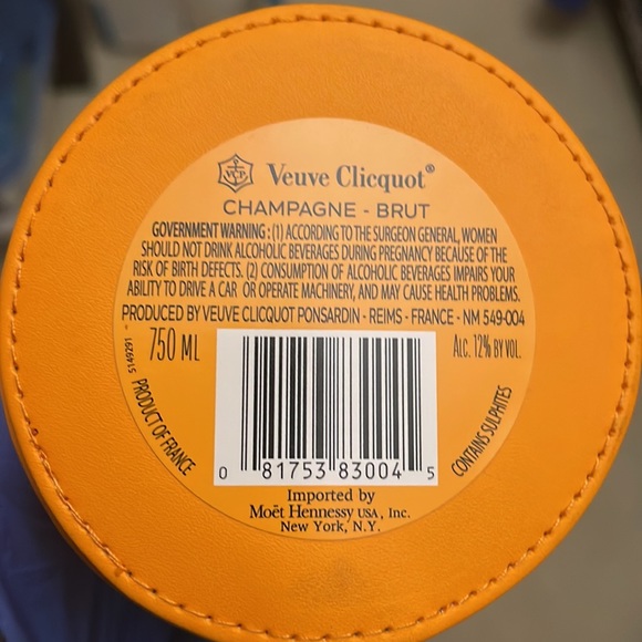 Veuve Clicquot Brut Champagne Ice Jacket only. No Bottle. Front Card is missing. - Picture 3 of 6
